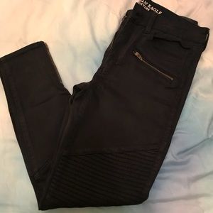 American Eagle ripple jeans w/ zippers